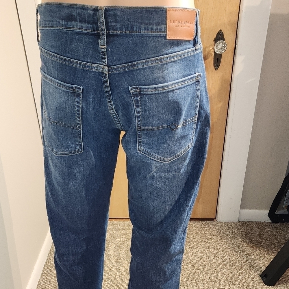 Lucky Brand Men's Indigo Straight Jeans - Picture 8 of 10